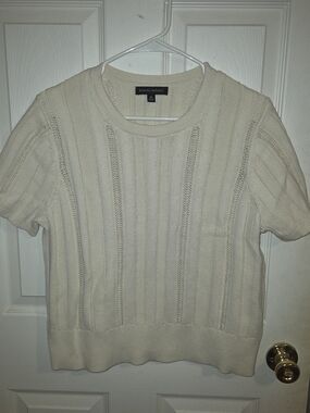 Banana Republic Cream Short-Sleeve Knit Sweater